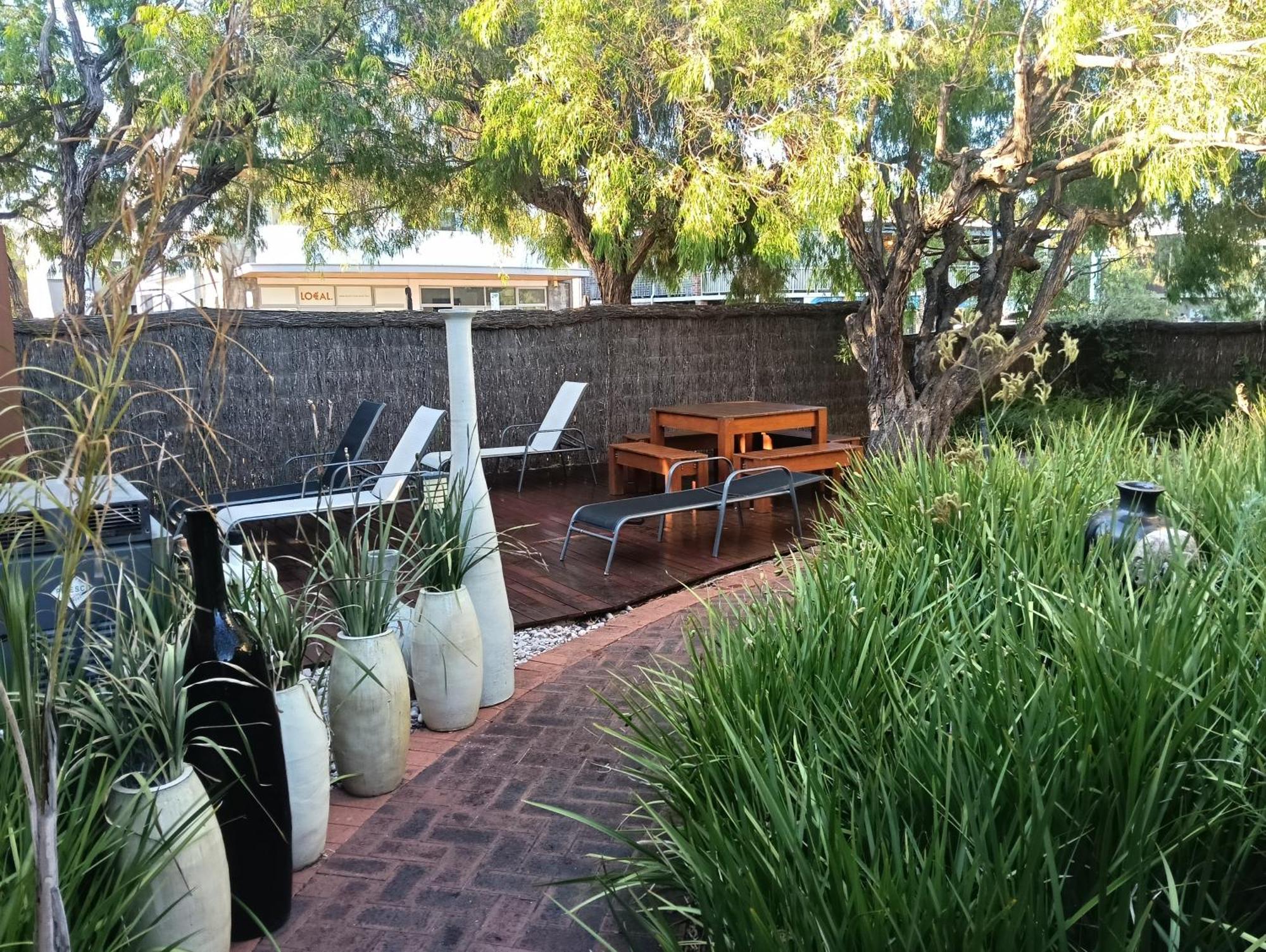 Dunsborough Apartments & Suites Εξωτερικό φωτογραφία